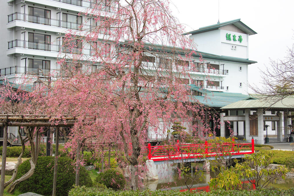 Sendai Akiku Weni Bonfire No Tang Hotel Buitenkant foto